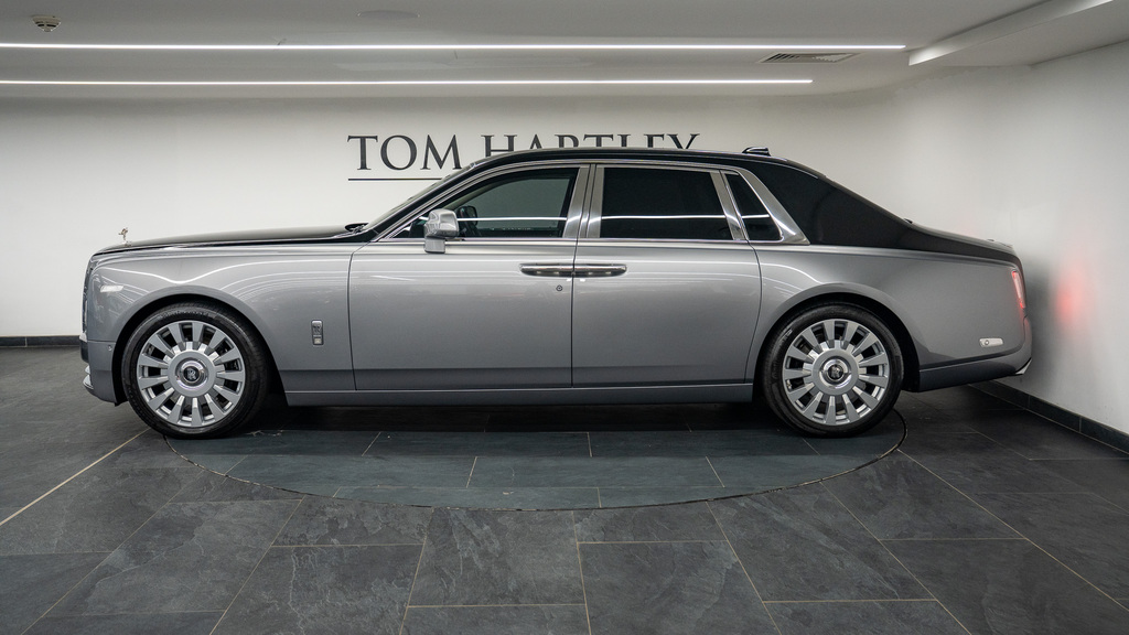 Rolls-Royce Phantom VIII Black #4