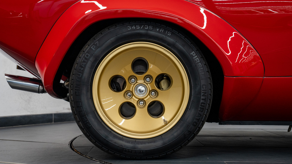 Lamborghini Countach Lp5000 S  #18