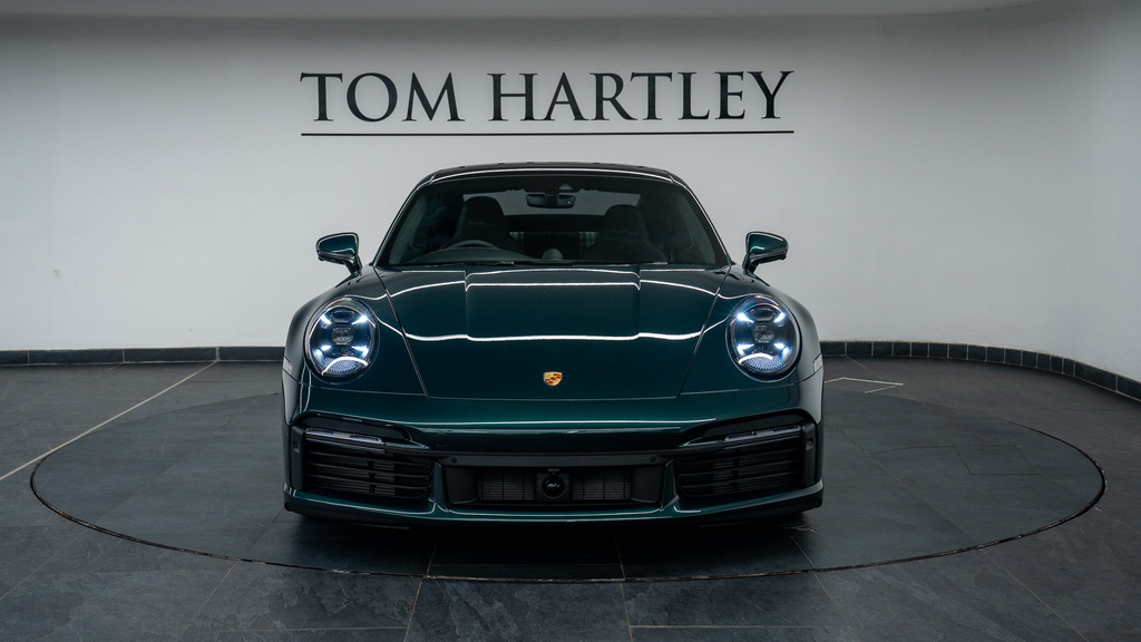 Porsche 911 Coupe Green #2