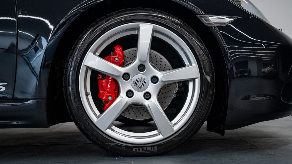 Porsche 718 Cayman T Black #8