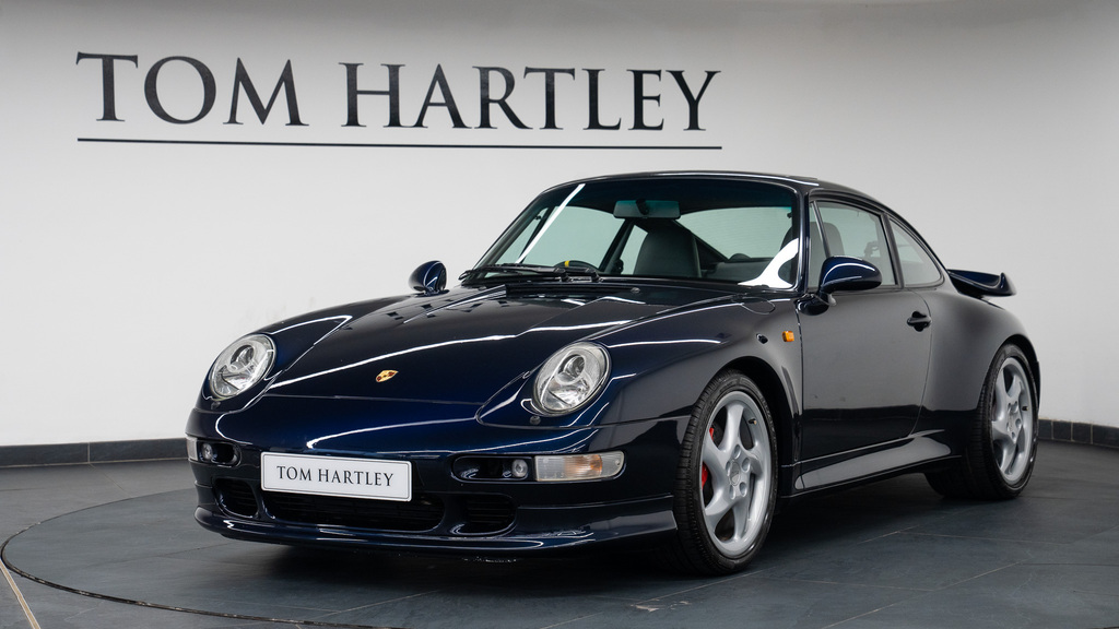 Porsche 911 992 Gt3 Touring Silver #11