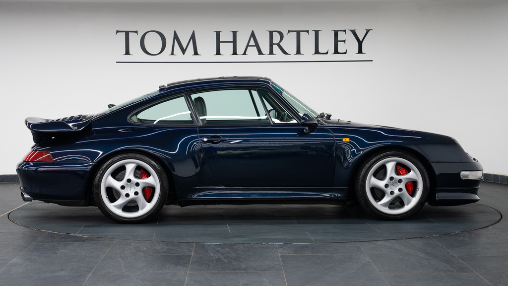 Porsche 911 992 Gt3 Touring Silver #8