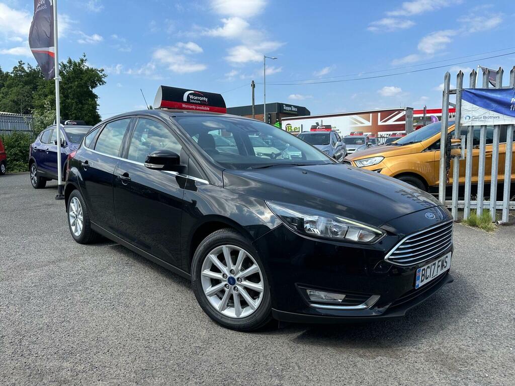 Ford Focus Hatchback 1.0T Ecoboost Titanium Euro 6 Ss Black