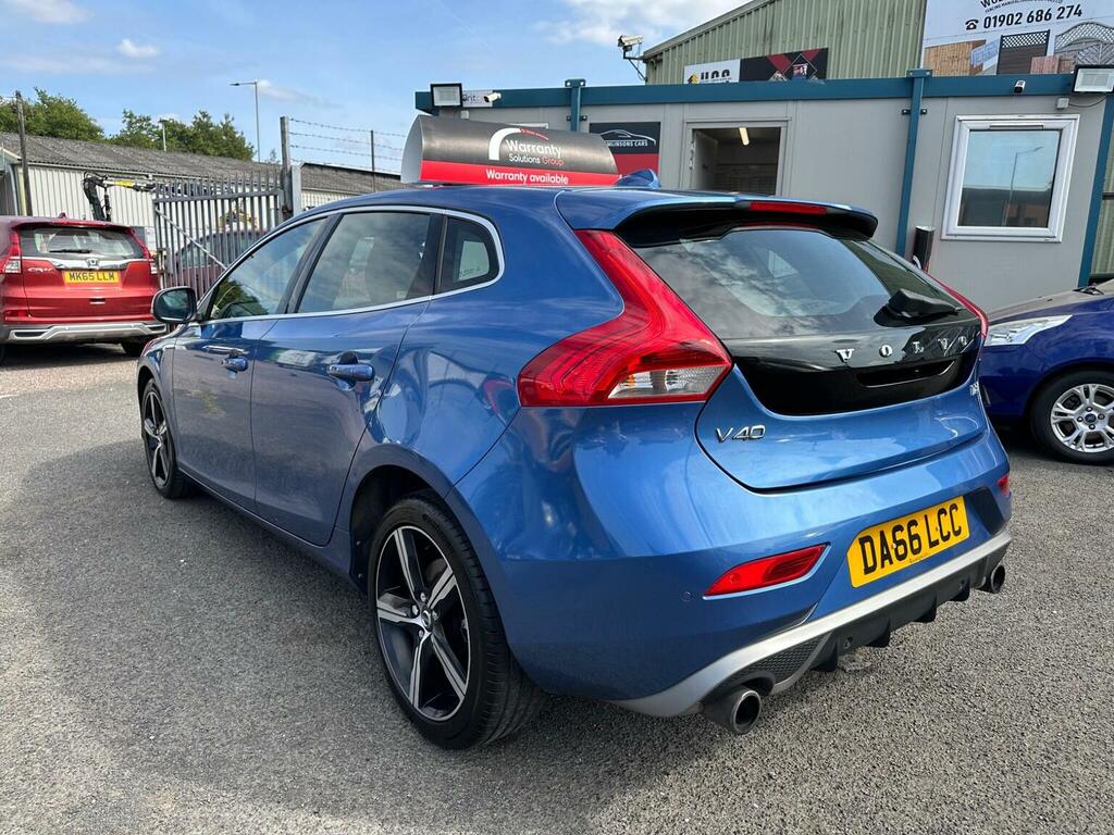 Volvo V40 Hatchback 1.5 T2 R-design Euro 6 Ss 2 DA66LCC Blue #4