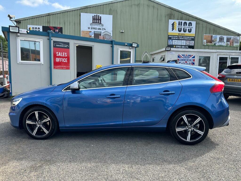 Volvo V40 Hatchback 1.5 T2 R-design Euro 6 Ss 2 DA66LCC Blue #5