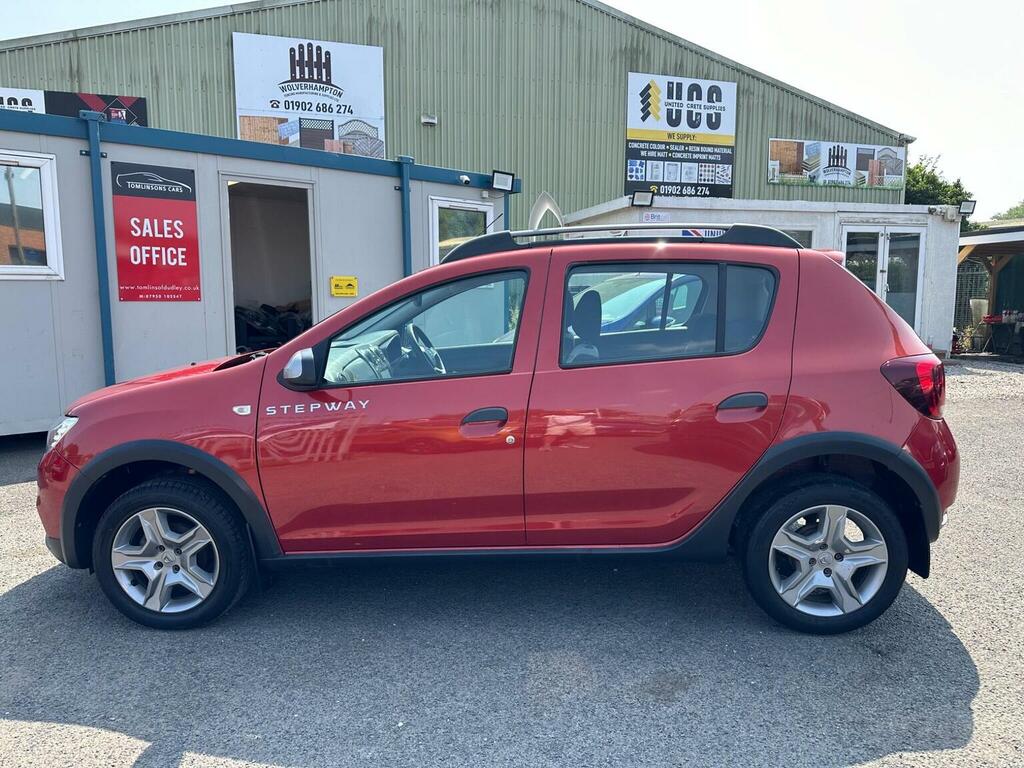Dacia Sandero Stepway Hatchback 1.5 Dci Laureate Euro 6 Ss 2017 Red #5