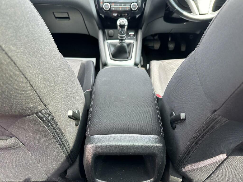 Nissan Qashqai 1.5 Dci Acenta 2Wd Euro 5 Ss White #8
