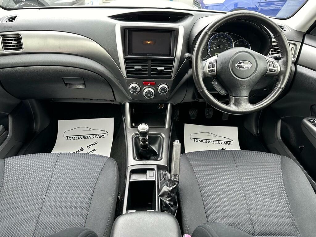 Subaru Forester 2.0D X - Suv 5 Seats Black #9