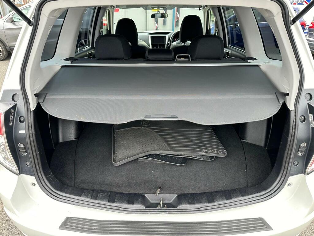 Subaru Forester 2.0D X - Suv 5 Seats Black #18