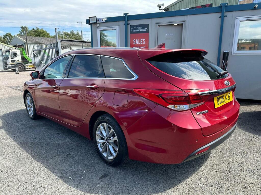 Hyundai I40 1.7 Crdi Blue Drive Se Nav Tourer Euro 6 Ss Red #4