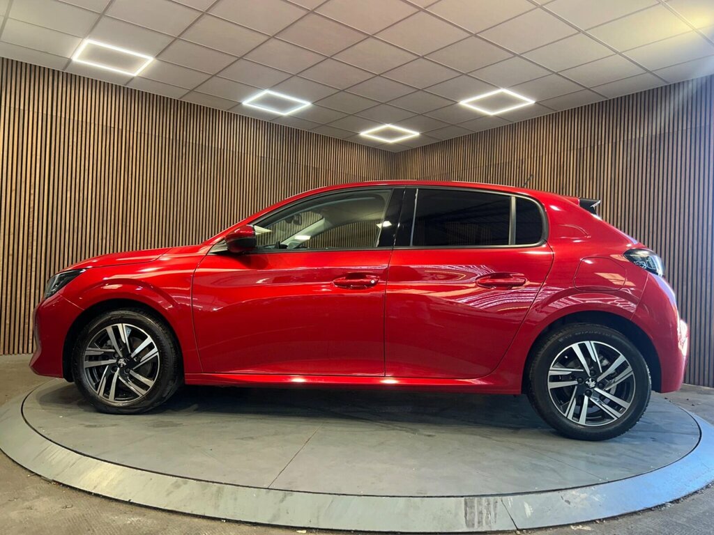 Peugeot 208 1.2 Puretech Allure Euro 6 Ss NV21TYF Red #4