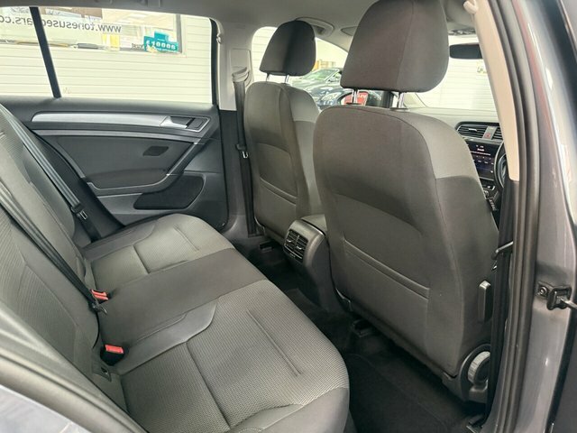 Volkswagen e-Golf Hatchback Grey #4