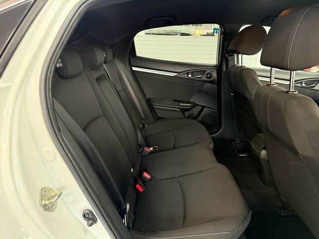 Honda Civic Hatchback LL17MYC White #4