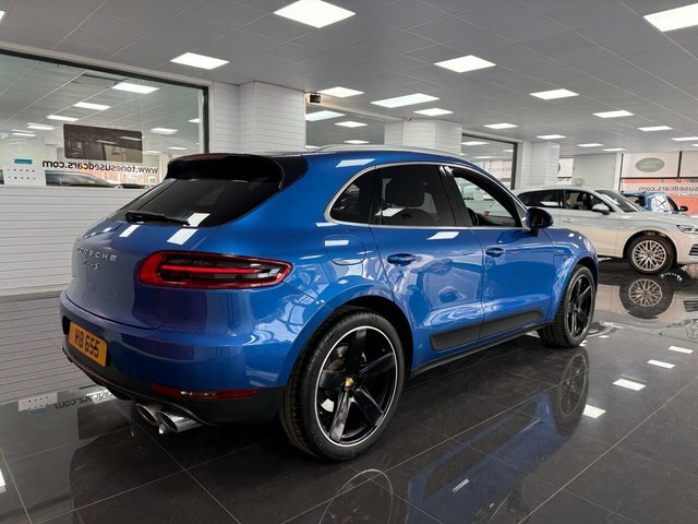 Porsche Macan Suv Blue #2