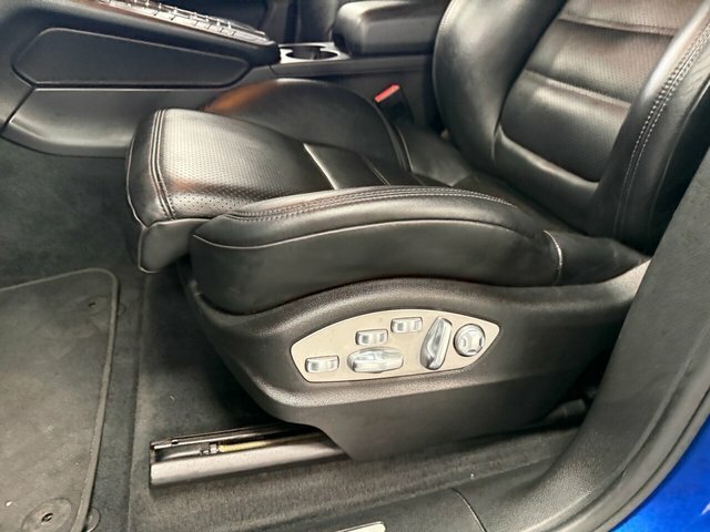 Porsche Macan Turbo Pdk 12450 Of Options - Pan Roof - Sp White #16