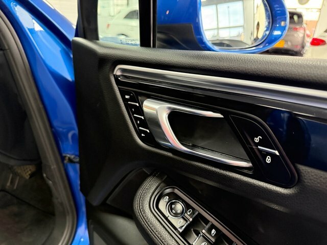 Porsche Macan Turbo Pdk 12450 Of Options - Pan Roof - Sp White #26