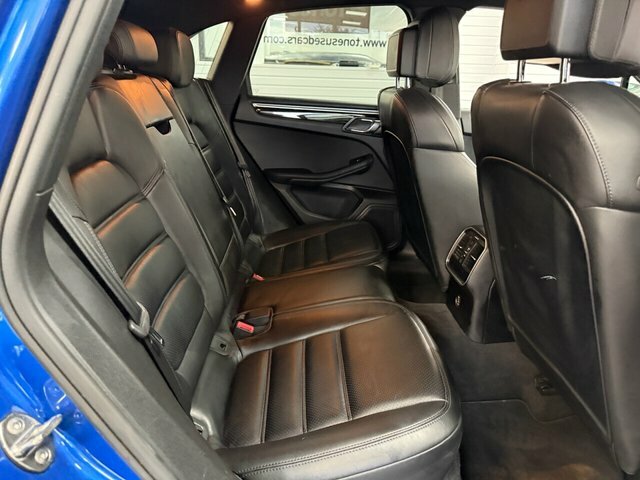 Porsche Macan Suv Blue #5
