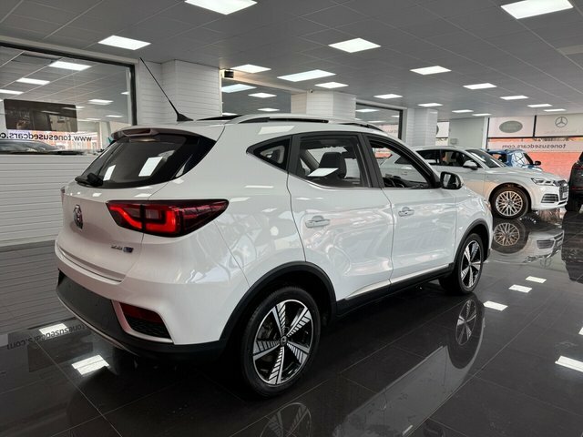 MG ZS Suv SA21LMC White #2