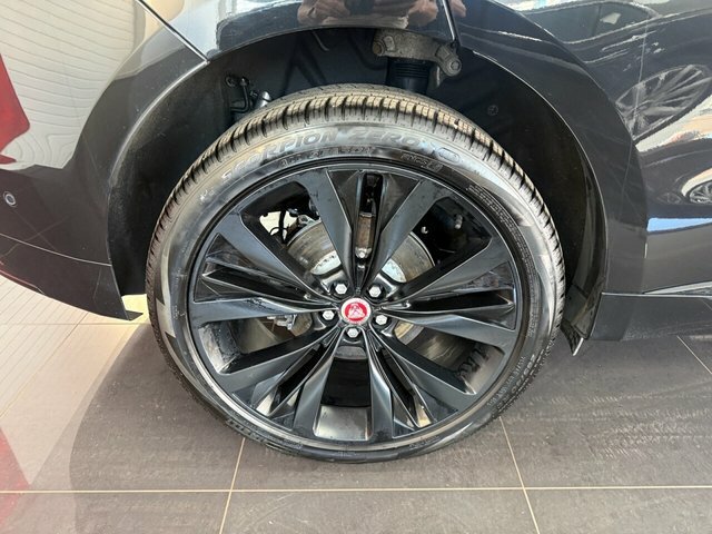 Jaguar F-Pace Suv KO21UMF Black #3