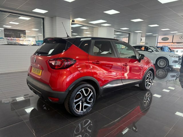 Renault Captur Suv Red #2