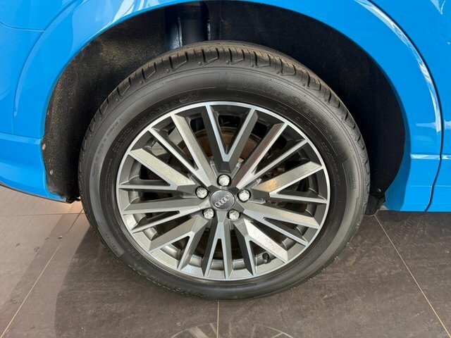 Audi Q3 Suv NY19DUA Blue #3