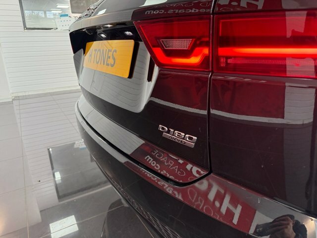 Jaguar E-Pace 2018 2.0 D180 R-dynamic S Awd Euro 6 Ss Blue #9