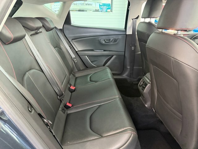 Seat Leon Hatchback WK68YNY Grey #5