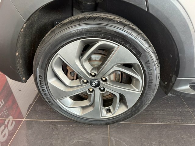 Hyundai Tucson Suv NX66XVP White #3