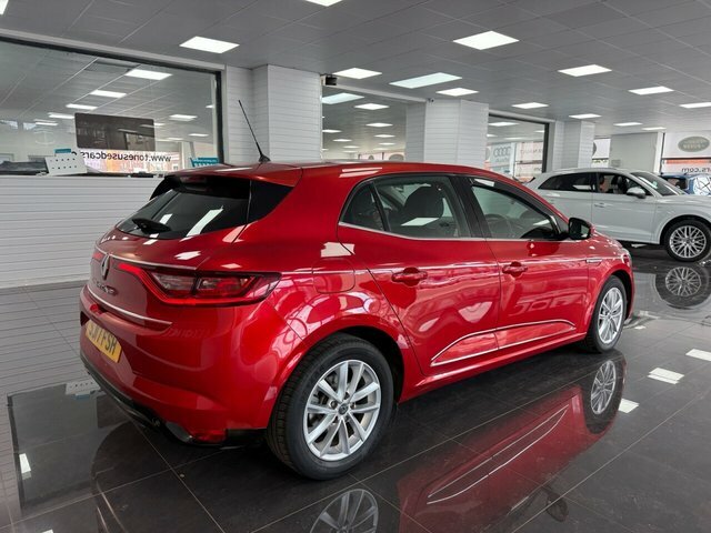 Renault Megane Megane Dynamique Nav Dci SJ17FSH Red #2