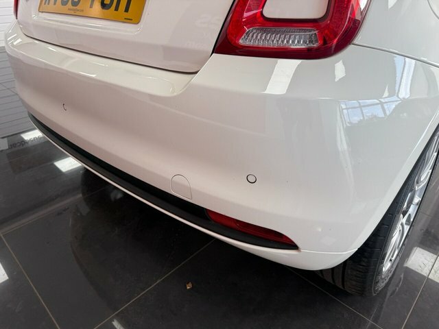 Fiat 500 Hatchback WV66YGH White #5