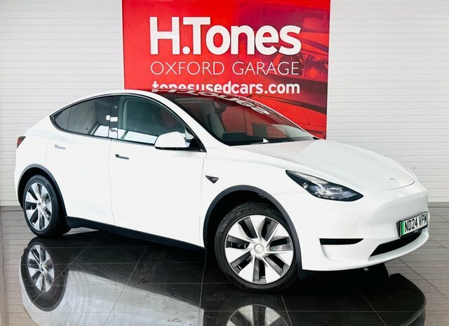 Tesla Model Y Suv White