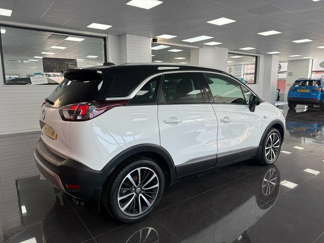 Vauxhall Crossland X Suv White