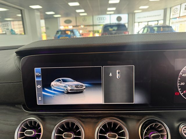Mercedes-Benz E Class E220d Amg Line Edition Saloon White #36