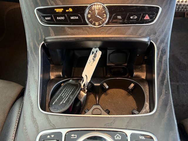 Mercedes-Benz E Class E220d Amg Line Edition Saloon White #35