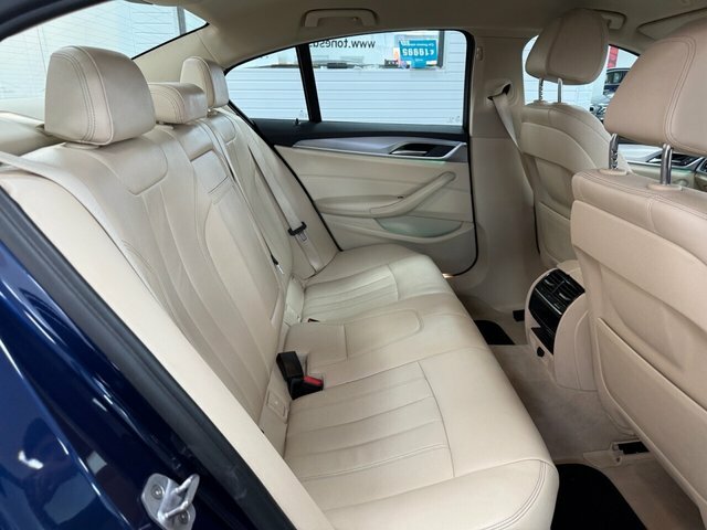 BMW 5 Series Saloon K44LCY Blue #5
