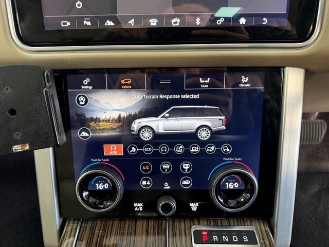 Land Rover Range Rover 2.0D R-dynamic Se 180 Bhp Black #37