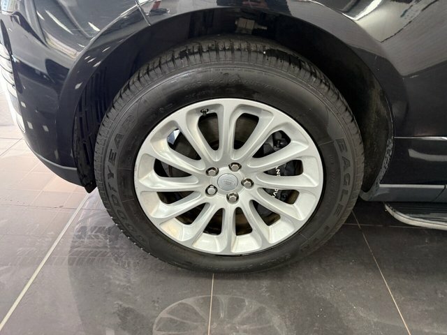 Land Rover Range Rover 2.0D R-dynamic Se 180 Bhp Black #19