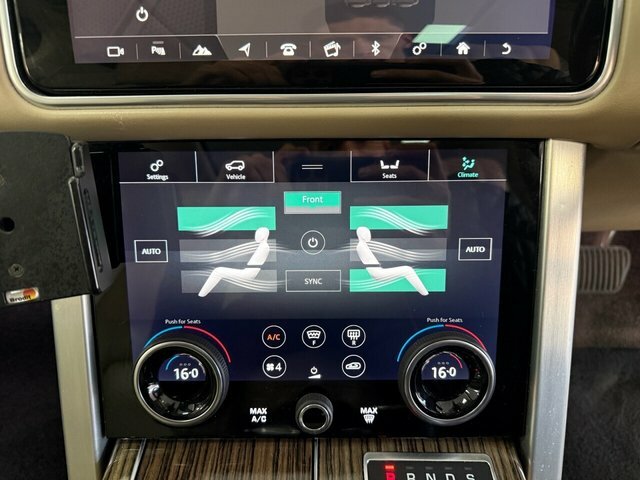 Land Rover Range Rover 2.0D R-dynamic Se 180 Bhp Black #39