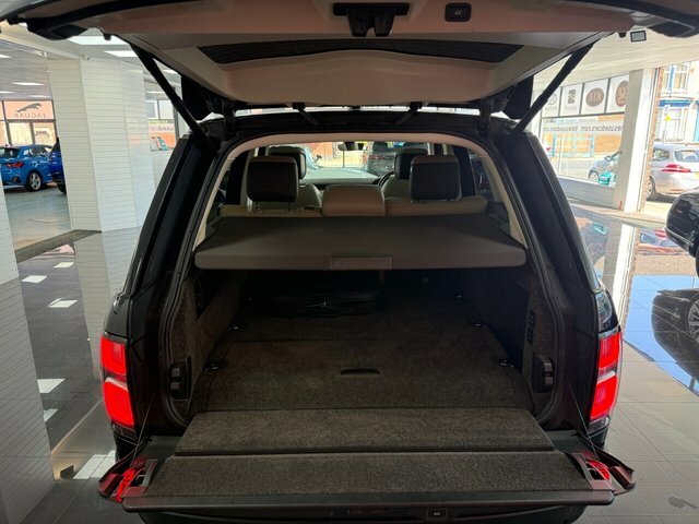 Land Rover Range Rover 2.0D R-dynamic Se 180 Bhp Black #11