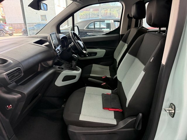 Citroen Berlingo Diesel White #18