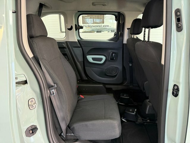 Citroen Berlingo Mpv Green #3