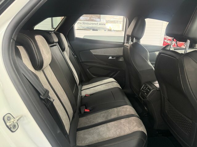 Peugeot 3008 Gt Premium VU71YNF White #5