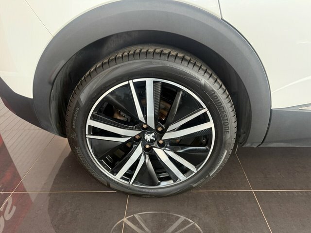 Peugeot 3008 Gt Premium VU71YNF White #3