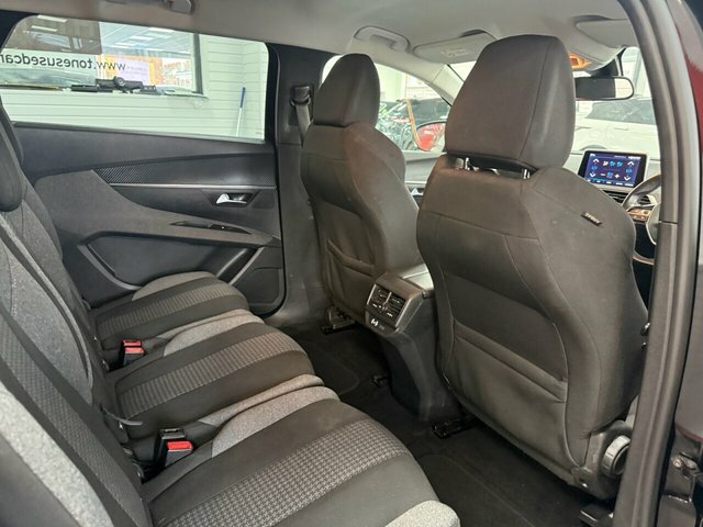 Peugeot 5008 Suv SB72FWL Black #4