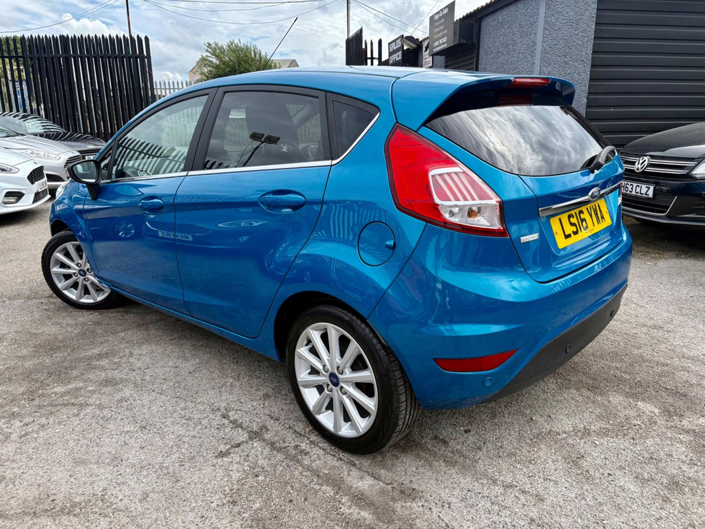 Ford Fiesta 1.0T Ecoboost Titanium Euro 6 Ss  #2