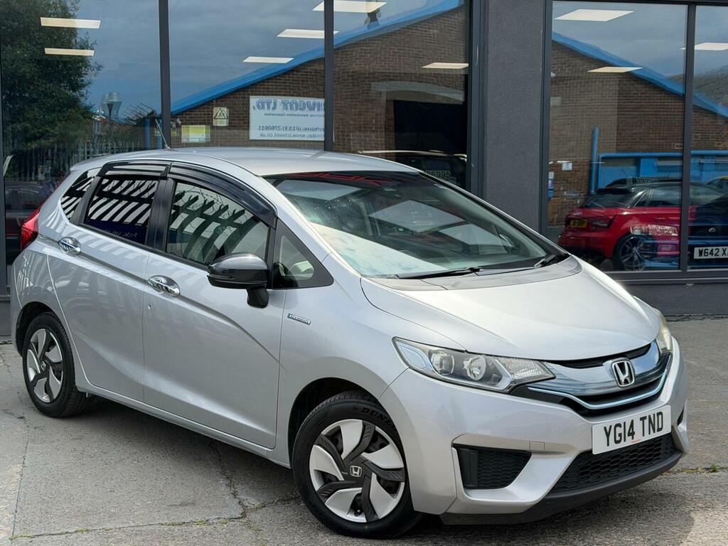 Honda Fit Hatchback 1.5 Hybrid 201414 Silver #2