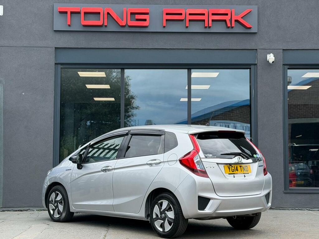 Honda Fit Hatchback 1.5 Hybrid 201414 Silver #5