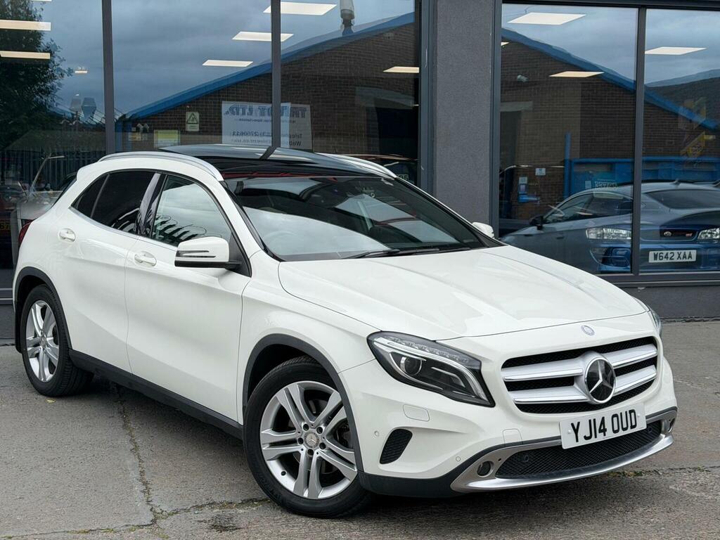 Mercedes-Benz GLA Class 2.0 Gla250 Amg Line Premium Plus G-tronic 4Matic White #2