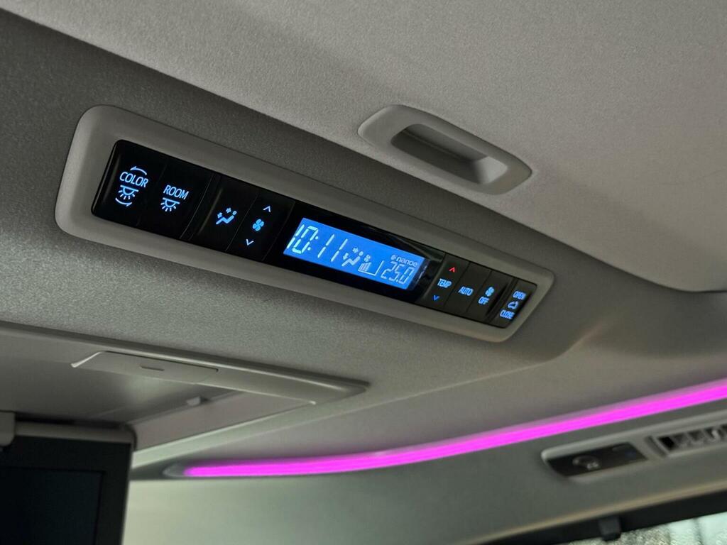 Toyota Alphard 2.4 Hybrid Vvti 7 Seats - X Prem Silver #43