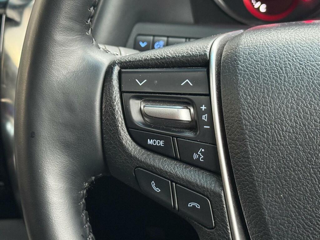 Toyota Alphard 2.4 Hybrid Vvti 7 Seats - X Prem Silver #32